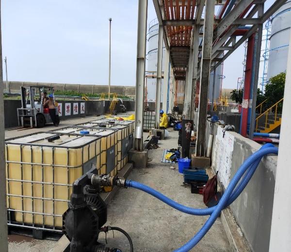 淳品實業氯乙烯化學槽清洗