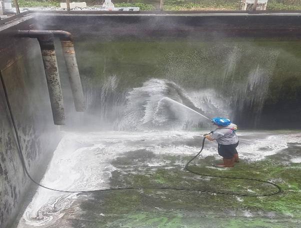 大潭電廠廢水槽清洗