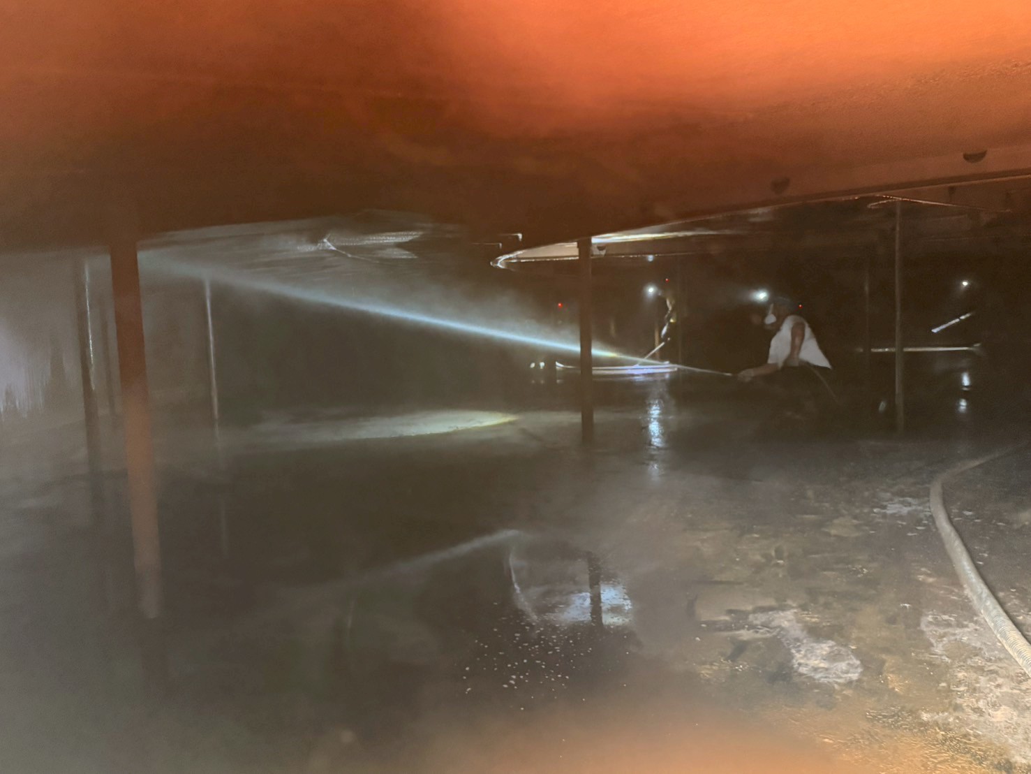 淳品實業有限公司油槽清洗