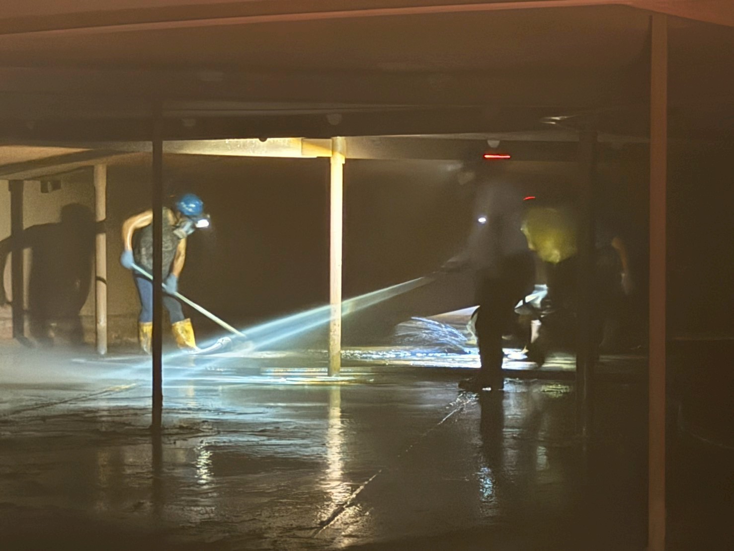 淳品實業有限公司油槽清洗